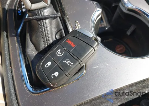 2020 Jeep Grand Cherokee Altitude 4X2 z USA, uszkodzony, nr VIN 1C4RJEAG6LC392238